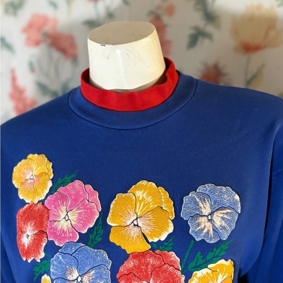 Vintage Quips Women’s Blue and Red Mock Neck Floral Sweater - Picture 3 of 9